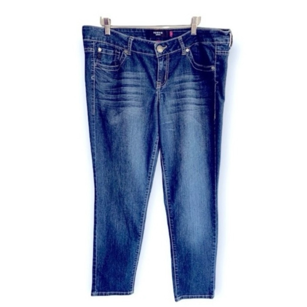 Torrid Denim Jeans Sz 1 (16) - Picture 2 of 5